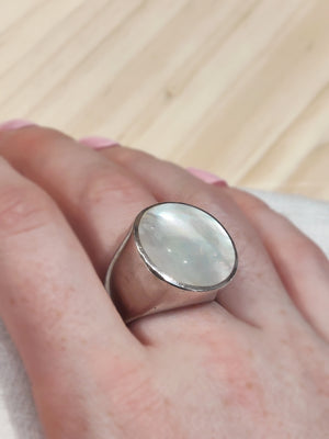 MOTHER OF PEARL STERLING SILVER RING