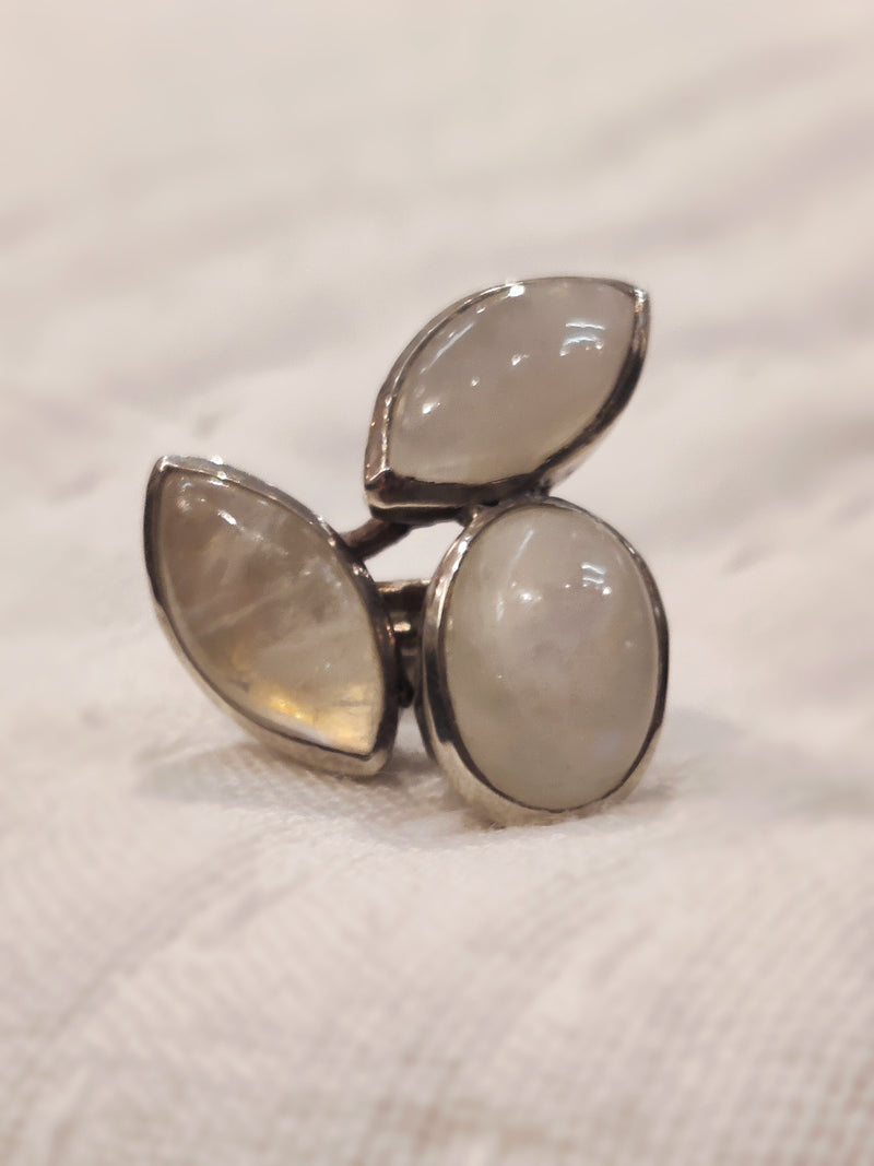STERLING SILVER TRI STONE RING